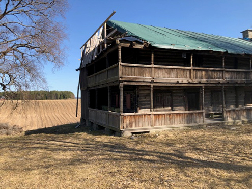 Gamle Hvam forfaller - hjelp trengs raskt!